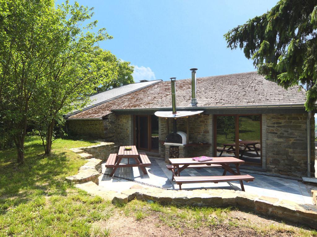 Cozy Holiday Home In Odeigne With Sauna Bagian luar foto